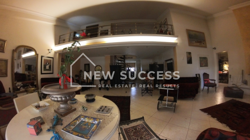 property-img